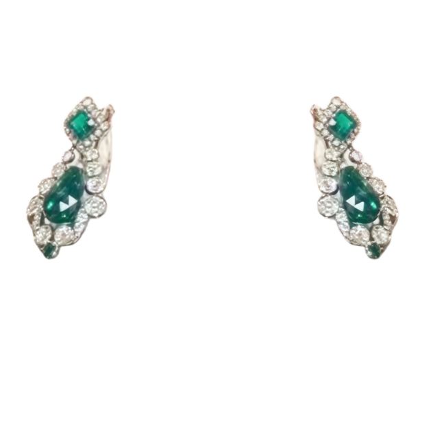 Louvre Emerald Green Necklace & Earrings Set