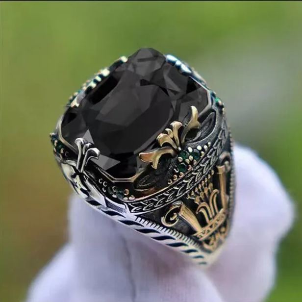 Retro Luxury Two-Tone Plated Colored Gem Men's Ring