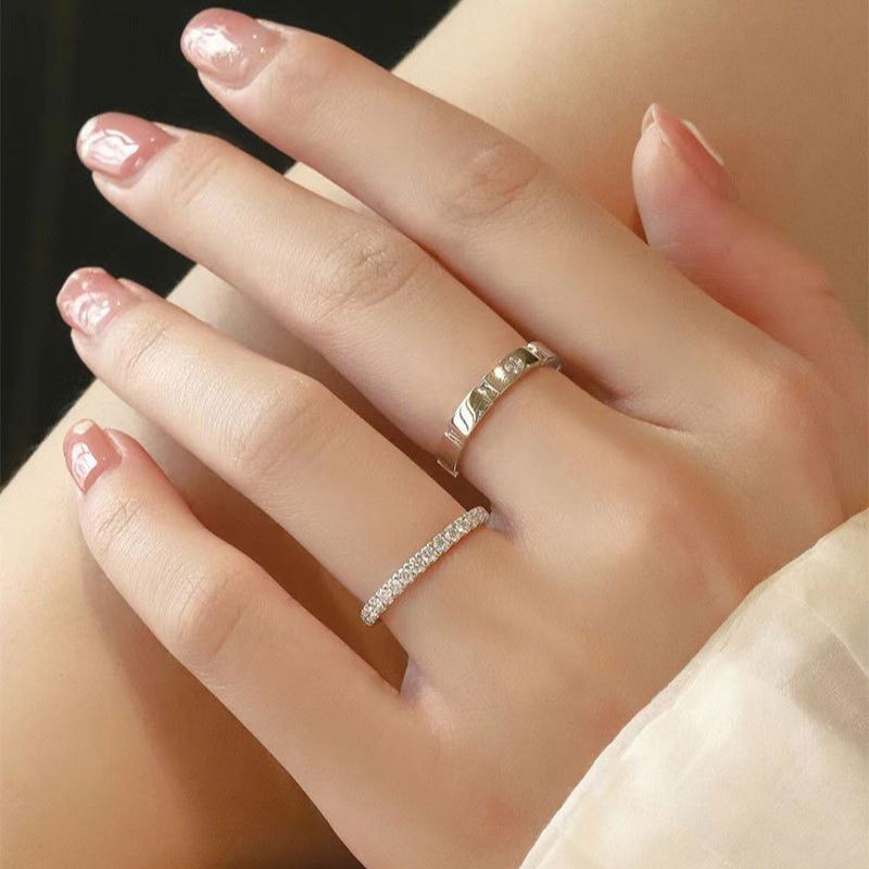 Minimalist Segmented Diamond Couple Rings (Luxury Daily Bond Style)