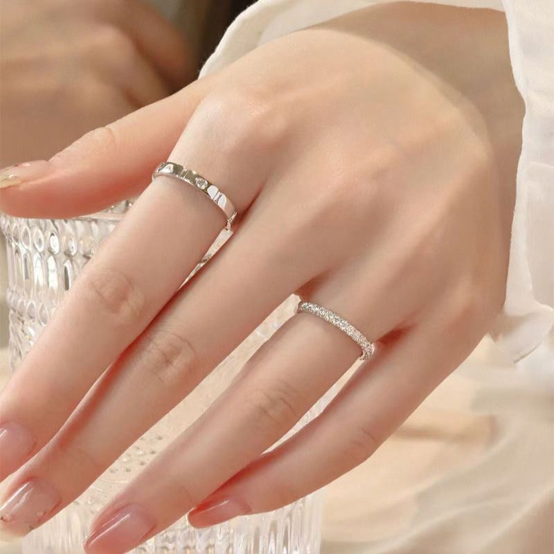 Minimalist Segmented Diamond Couple Rings (Luxury Daily Bond Style)