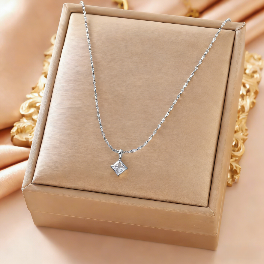 Square Diamond Minimalist Choker (Light Luxury Niche Versatile Necklace)