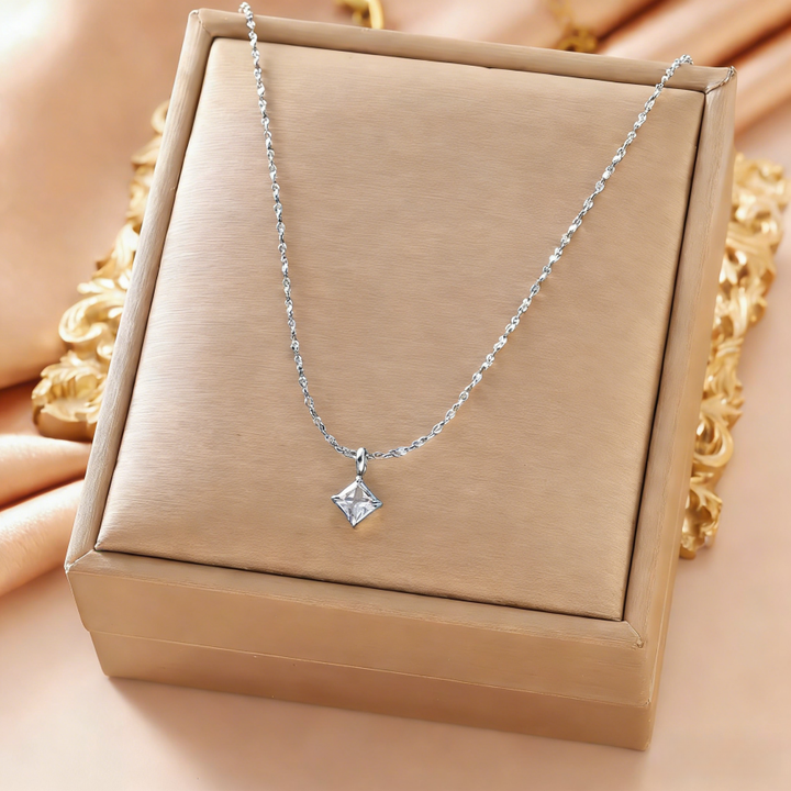 Square Diamond Minimalist Choker (Light Luxury Niche Versatile Necklace)