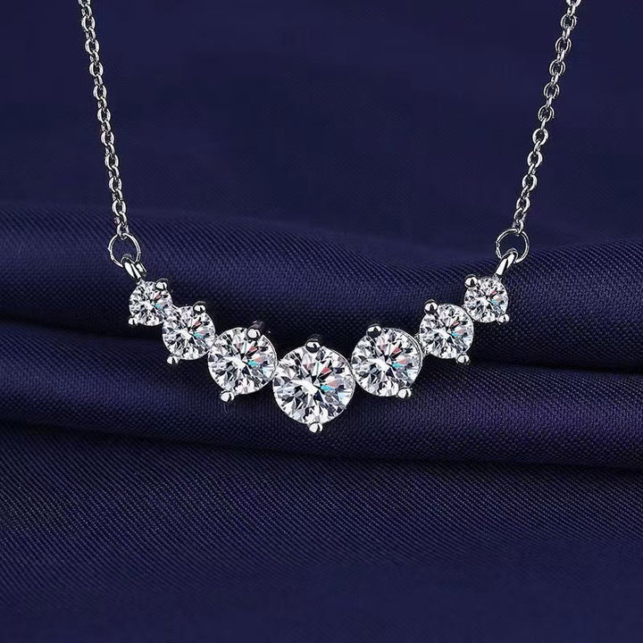 Luxury Shining Diamond Pendant Choker (Temperament Daily Necklace)