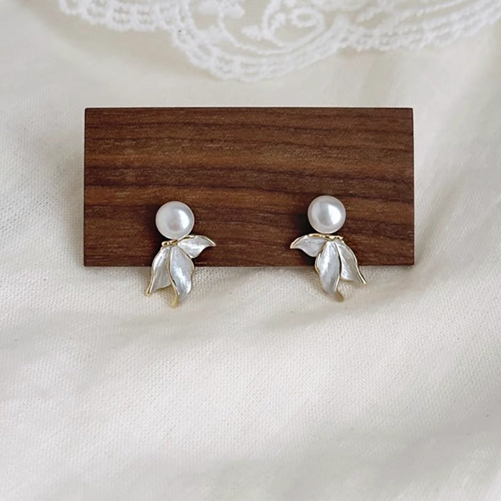 S925 Silver Pearl Mermaid Tail Stud Earrings