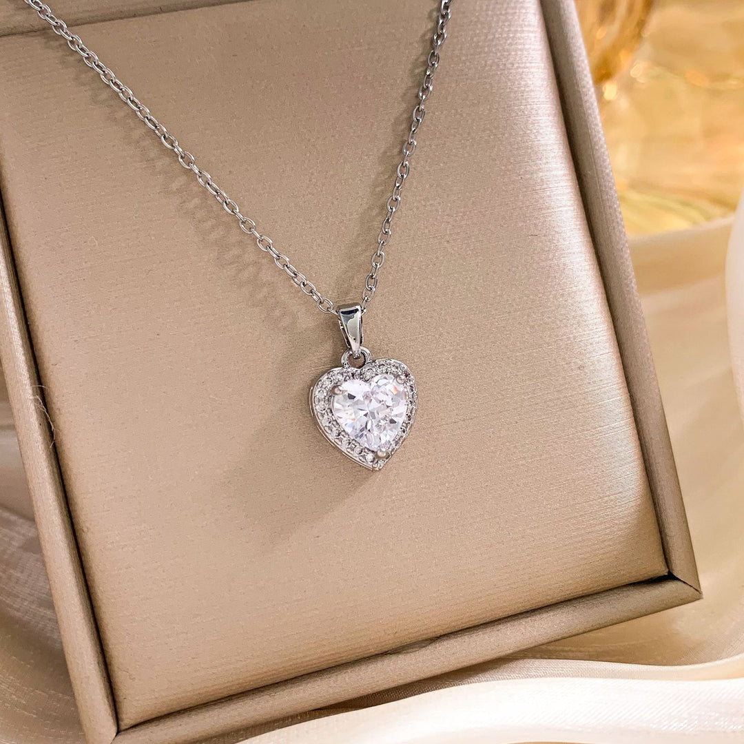 Silver Chain Pink Heart Halo Necklace (Women's Sweet Vitality Luxury Style)