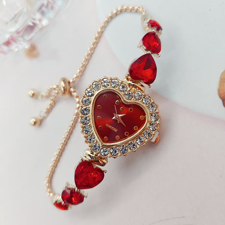 Vintage Pave Diamond Heart Bracelet Watch (Sweet-Cool Girlish Style Light Luxury Accessory Watch)