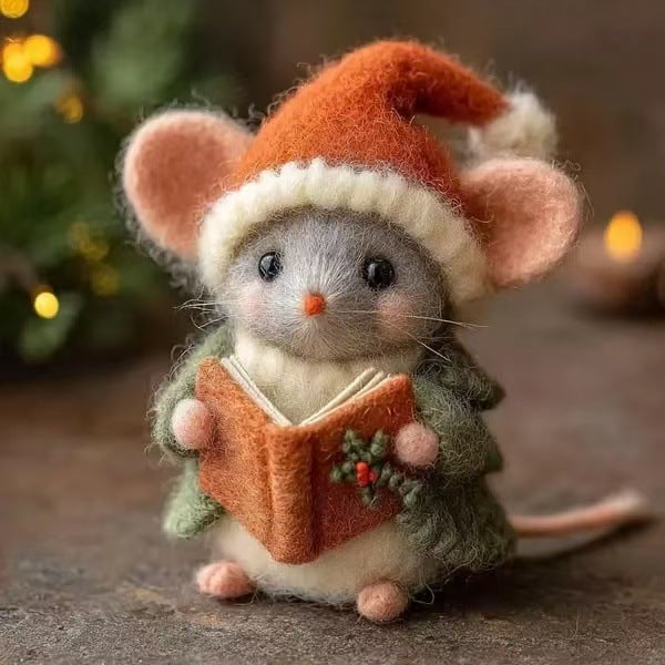 Needle Felted Gift Mouse Ornament (Healing Handmade Decoration)