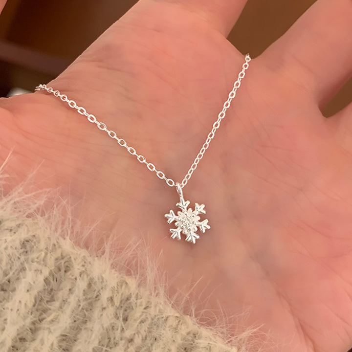 Snowflake Pendant Necklace (Silver-Tone Delicate Choker)