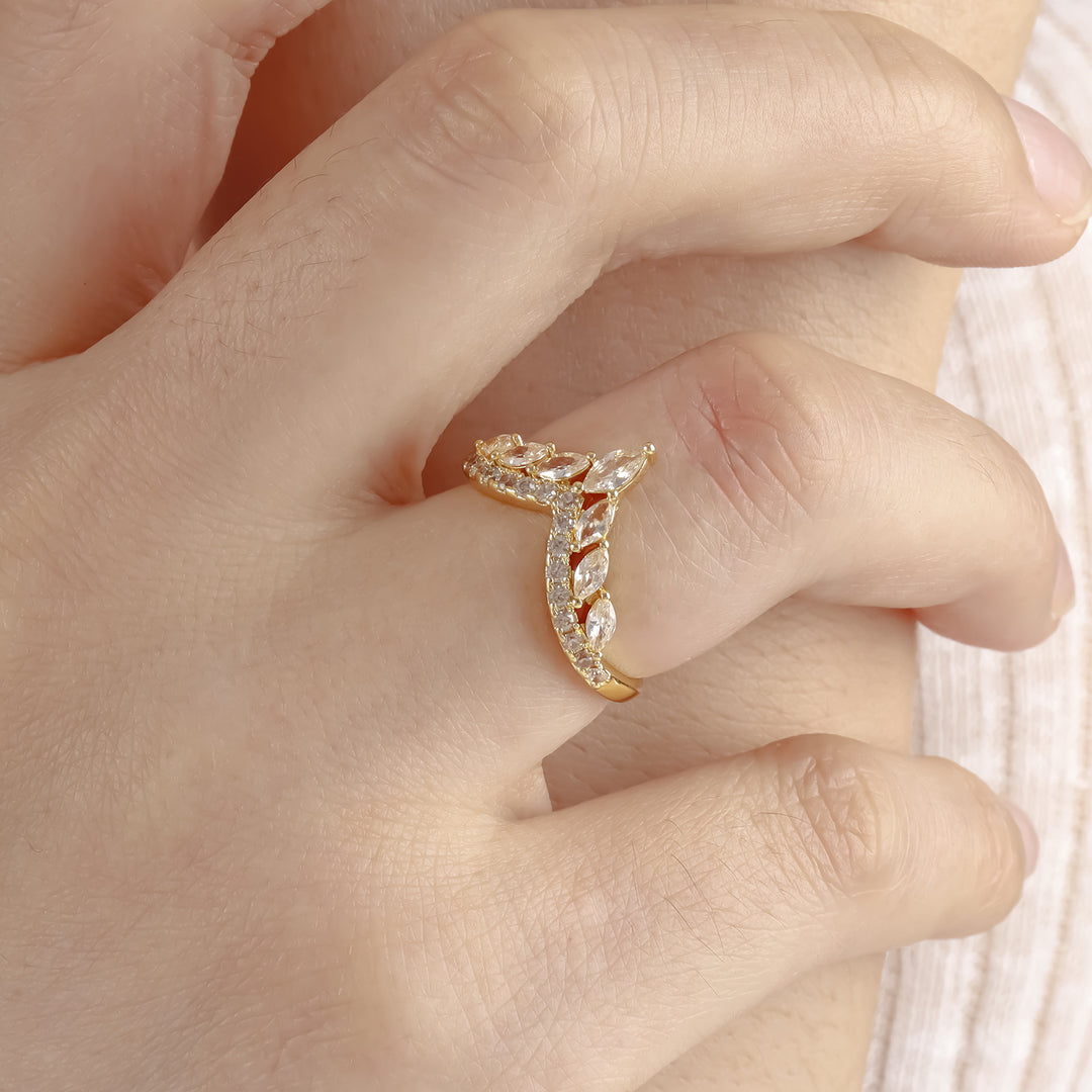 V-Shape Marquise Diamond Hollow Ring, Gold & Silver Tone Luxury Ladder Crystal Slimming Band