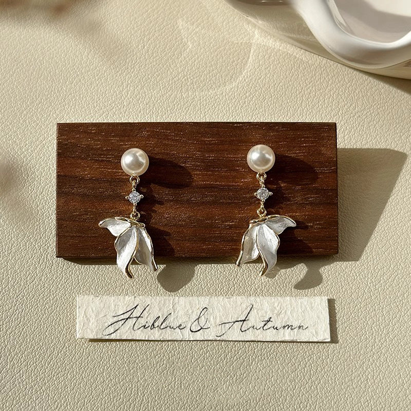 S925 Silver Pearl Mermaid Tail Stud Earrings