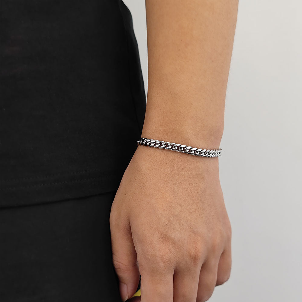 Wide Cuban Titanium Steel Bracelet, Gold Thick Chain Engraved Clasp Hip-Hop Tarnish Resistant Stylish Wristband
