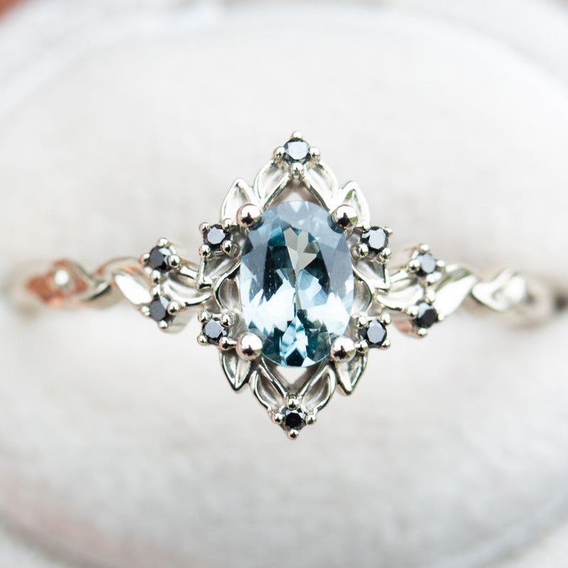 Vintage Forest-Style Oval Green Gem Ring (Two-Tone Gold Engagement Band)