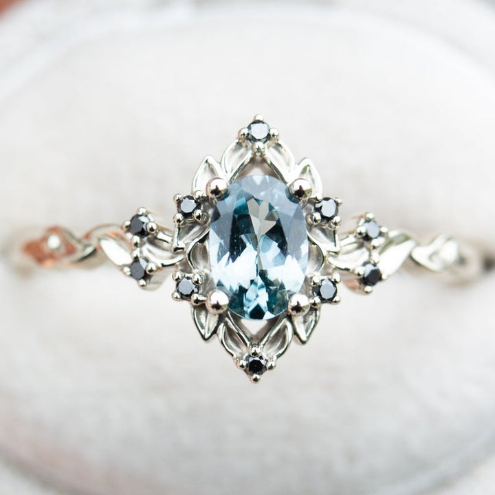 Vintage Forest-Style Oval Green Gem Ring (Two-Tone Gold Engagement Band)