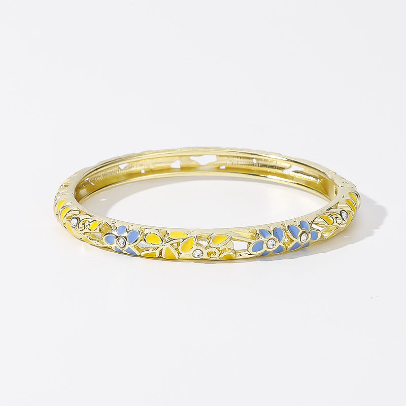 Hollow‑Out Enamel Floral Inlaid Diamond Spring‑Opening Bangle, Multi‑Color Options