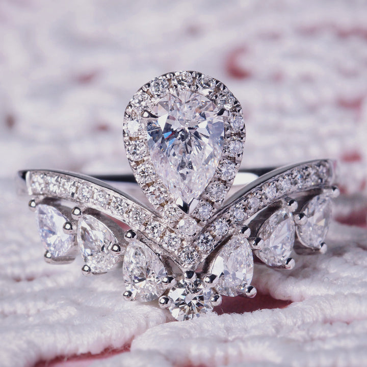 Crown Teardrop Diamond Statement Ring (Luxury Engagement-Style Band)