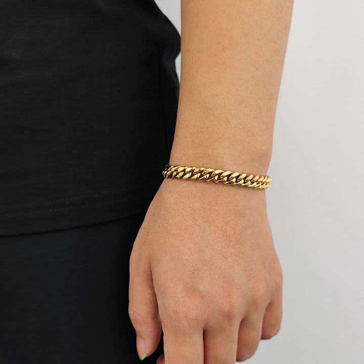 Wide Cuban Titanium Steel Bracelet, Gold Thick Chain Engraved Clasp Hip-Hop Tarnish Resistant Stylish Wristband