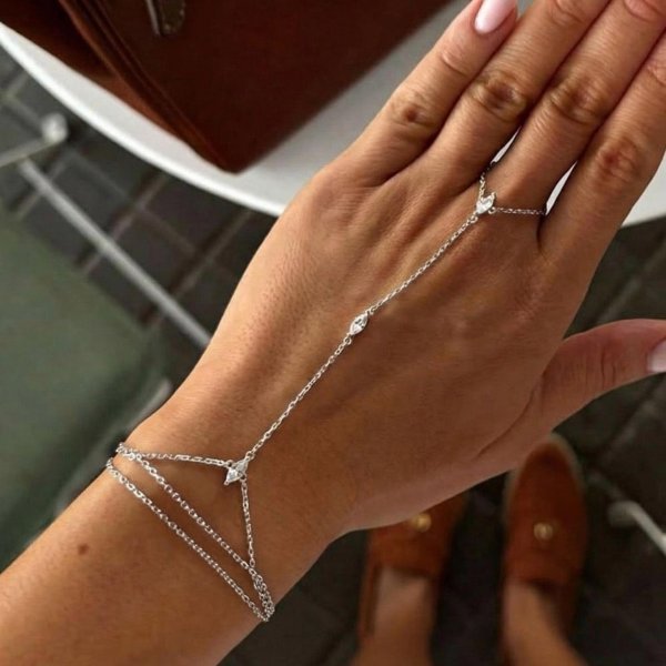 Luxury Gemstone/diamond Hand Chain Bracelet (Gold Tone Multi-Style Finger Bracelet)