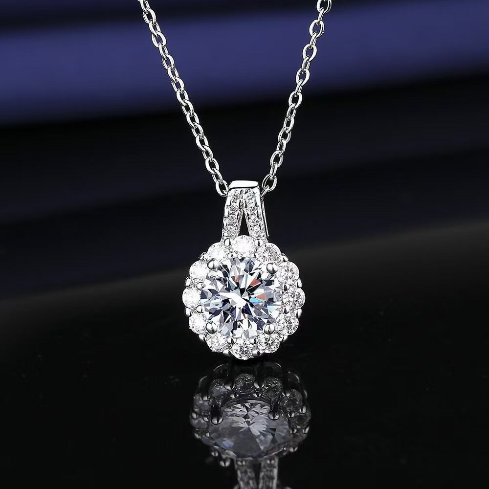 Luxury Round Diamond Halo Necklace (Classic Prong-Set Pendant Chain)
