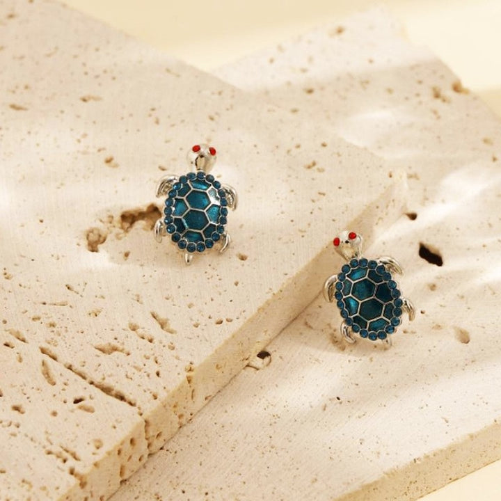 Vintage Enamel Turtle Stud Earrings, Ocean Style Paved Diamond 3D Animal Unique Earrings for Women