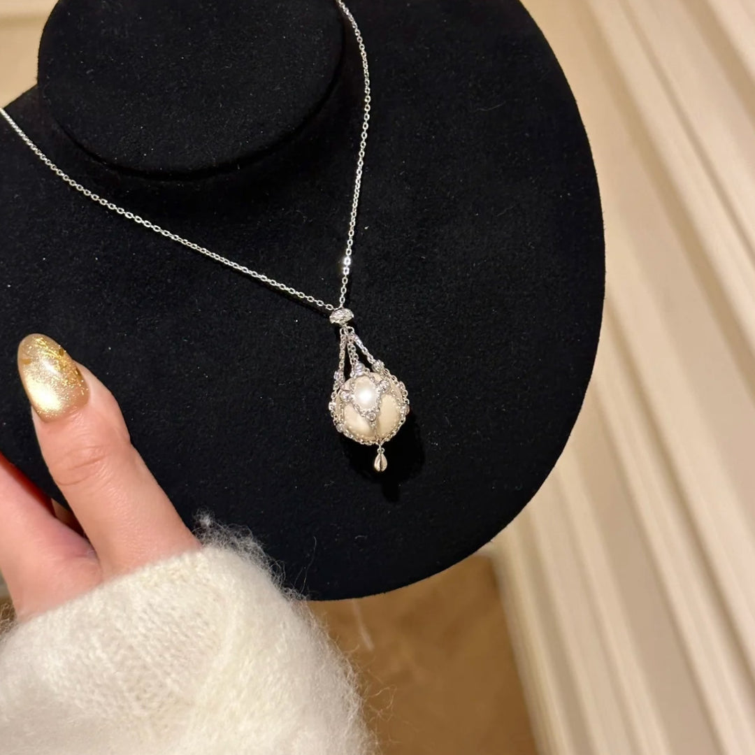 Vintage Cage Pearl Lantern Necklace Set (Light Luxury Niche Royal Choker)