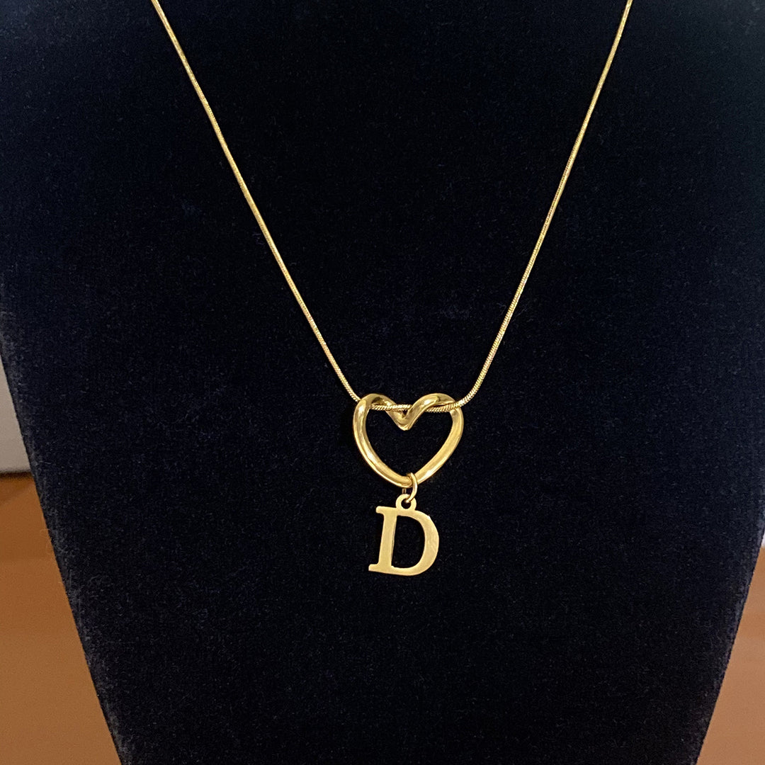 Heart & Initial Choker Set (Light Luxury Niche Personalized Necklace)