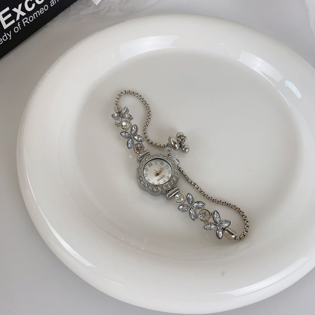Luxury Diamond Hand Chain Bracelet (Gold Tone Multi-Style Finger Bracelet)