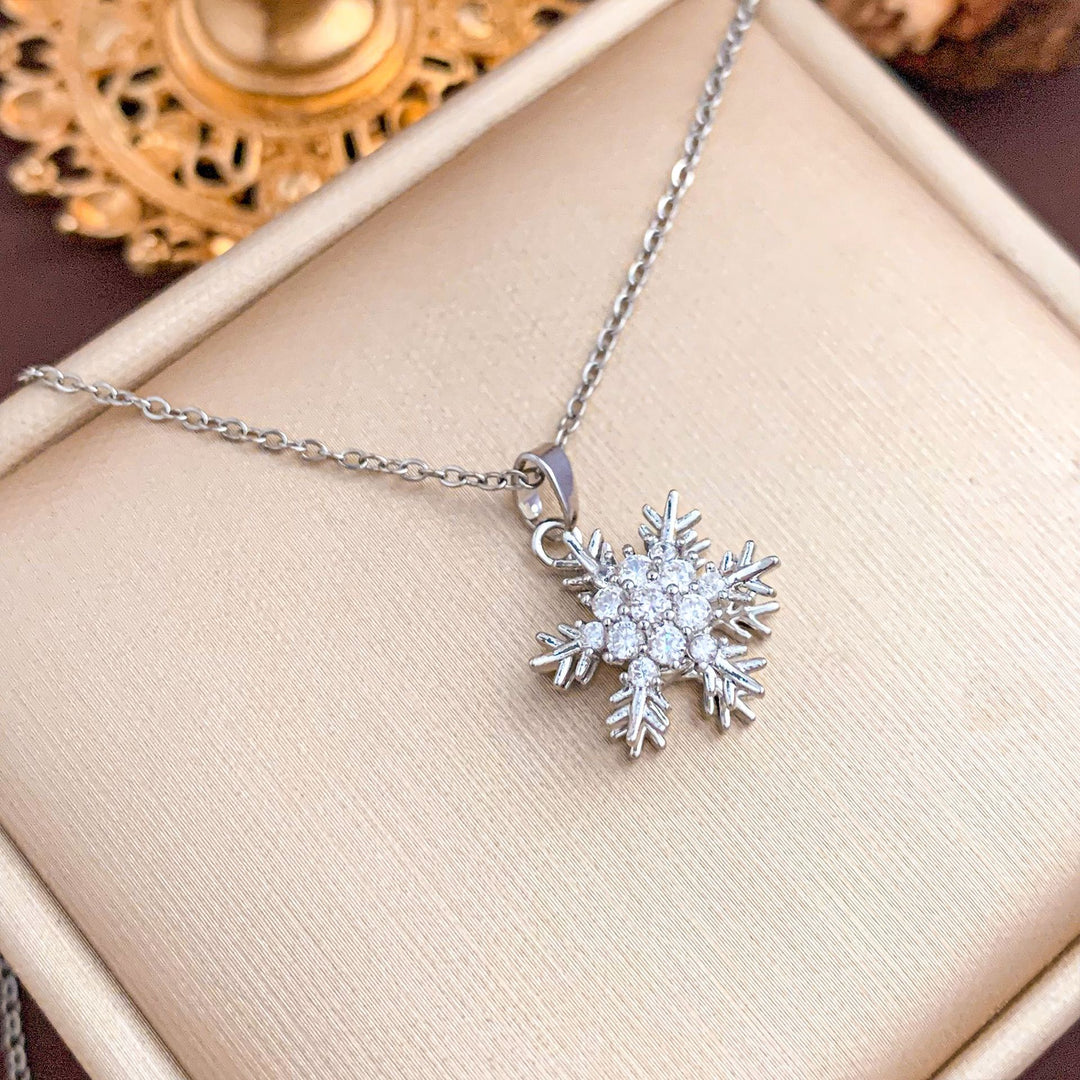 Multi-Color Diamond Snowflake Collarbone Necklace, 8 Styles Gold & Silver Tone Diamond Snowflake Pendant Thin Chain, Winter Christmas Versatile Jewelry