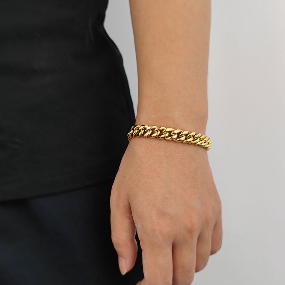 Wide Cuban Titanium Steel Bracelet, Gold Thick Chain Engraved Clasp Hip-Hop Tarnish Resistant Stylish Wristband