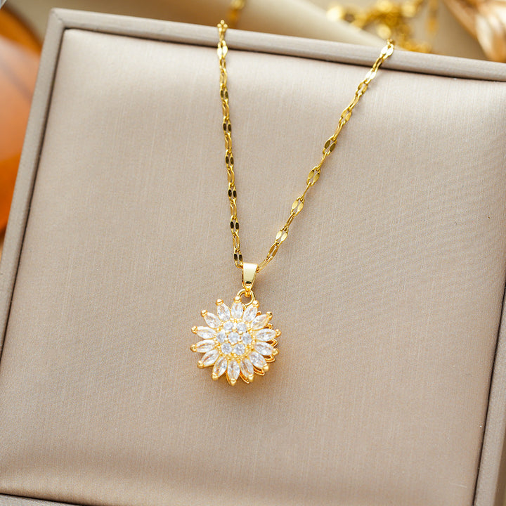 Spinning Sunflower Pavé Clavicle Chain (Light Luxury Niche Healing Necklace)