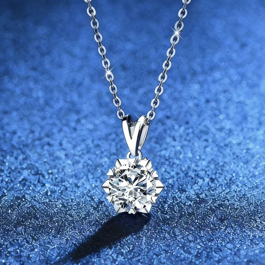 Luxury Shining Diamond Pendant Choker (Temperament Daily Necklace)