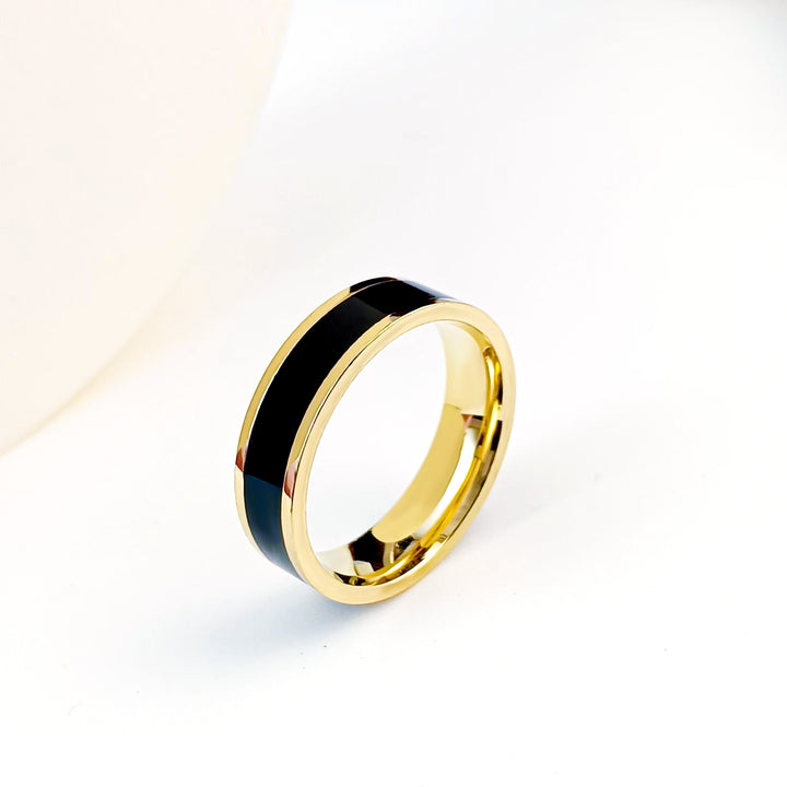 Titanium Steel Plated 18K Gold Black-Gold Contrast Minimalist Ring (Light Luxury Commuting Style)