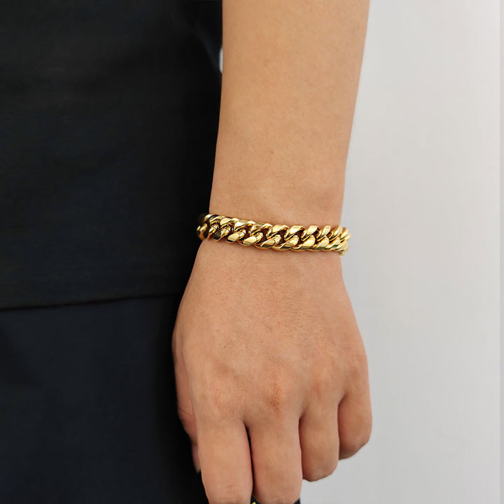 Wide Cuban Titanium Steel Bracelet, Gold Thick Chain Engraved Clasp Hip-Hop Tarnish Resistant Stylish Wristband