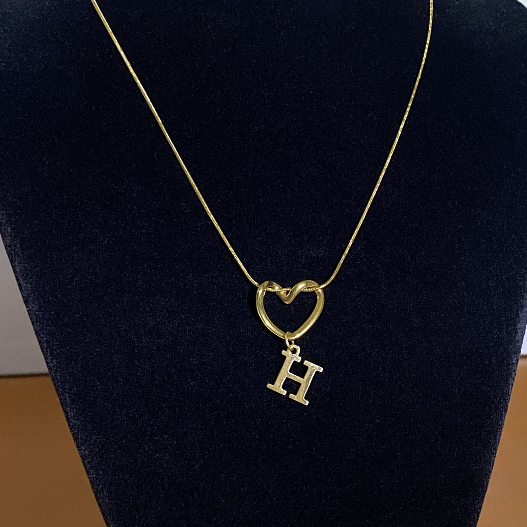 Heart & Initial Choker Set (Light Luxury Niche Personalized Necklace)