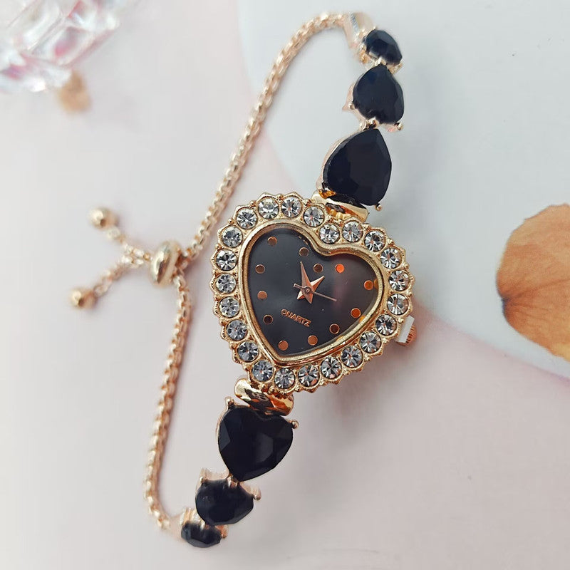 Vintage Pave Diamond Heart Bracelet Watch (Sweet-Cool Girlish Style Light Luxury Accessory Watch)